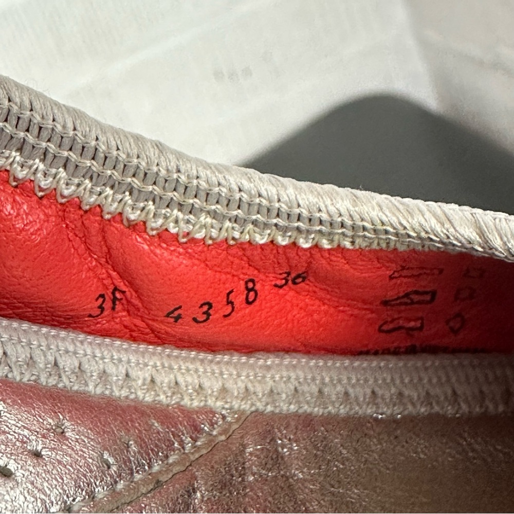Prada Buffalo Lux Orange Silver Patent Leather Scrunch Ballet Flats Size 36 - Picture 16 of 16